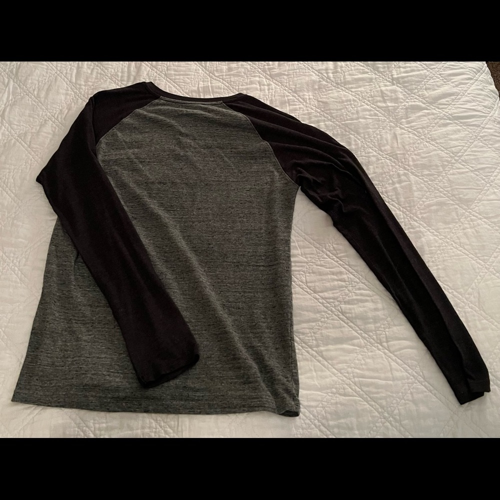 Hurley Gray 1/4 Button Down - image 2